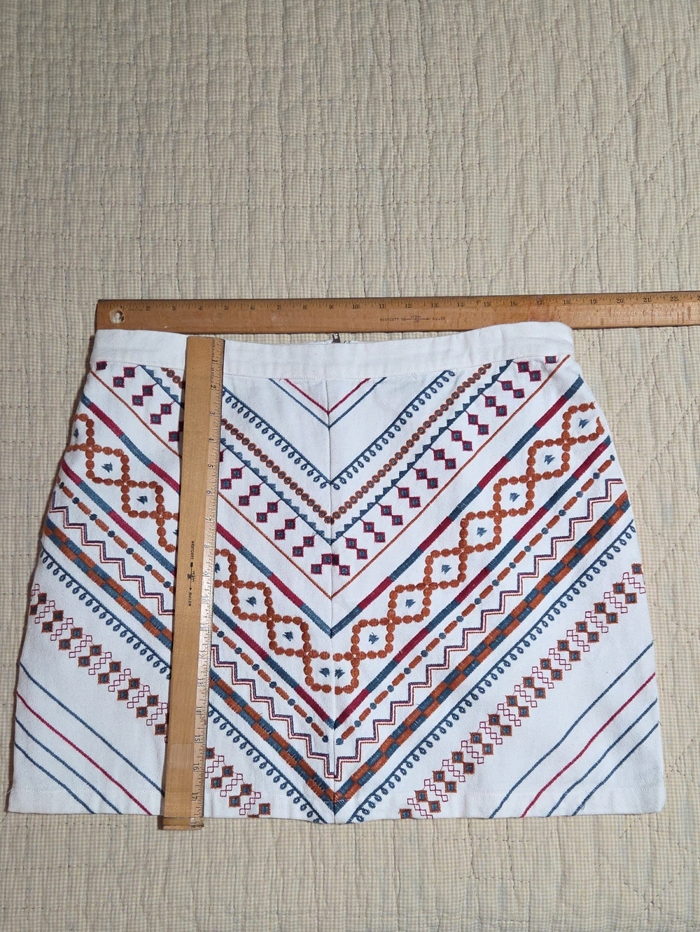 Rockin C White Embroidered Chevron Mini Skirt with Rust and Navy Accents